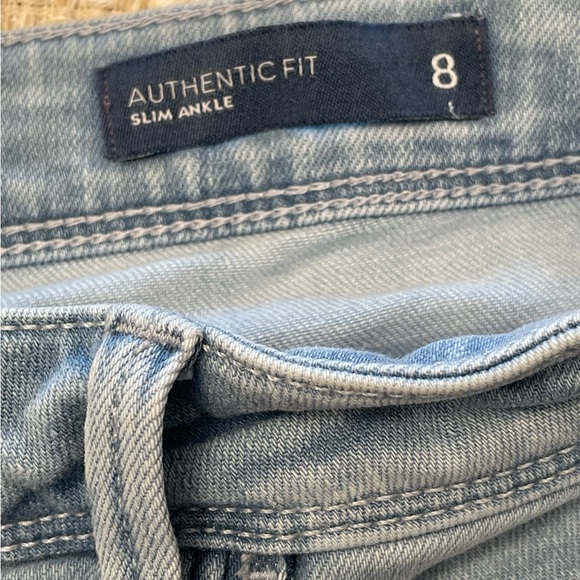J.Jill Light Wash Denim Jeans Authentic Fit Slim Ankle Size 8 - Picture 4 of 5